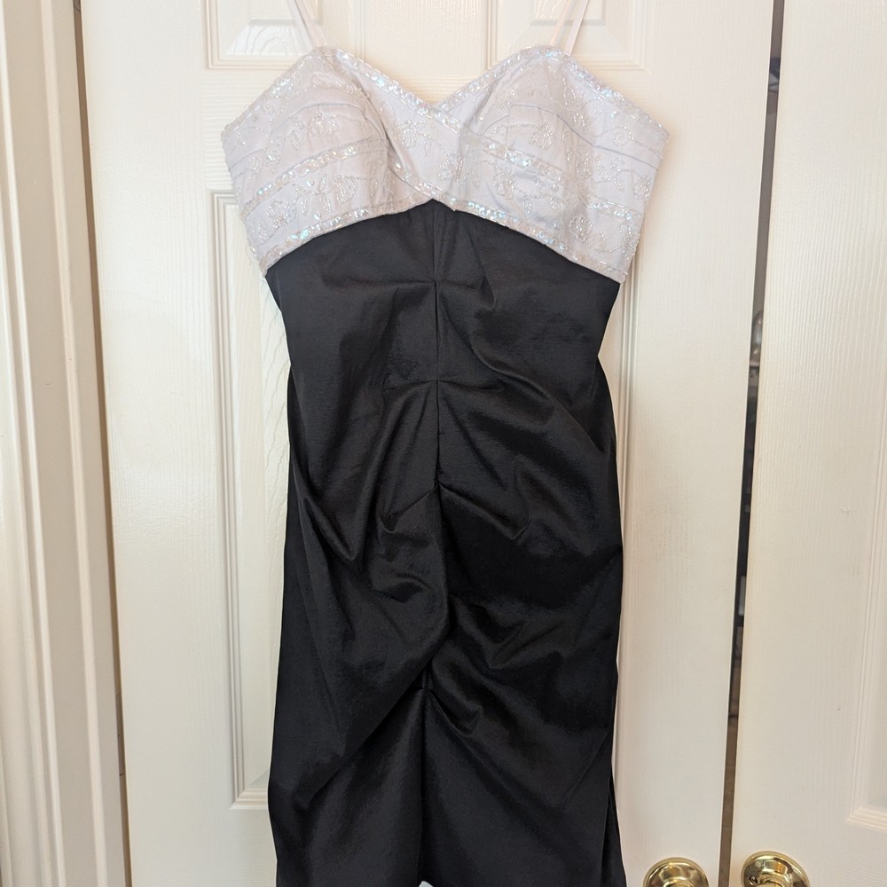 Adrianna Papell Strapless Black and White Dress